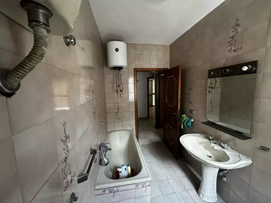 Immagine 14 di Casa bifamiliare in vendita  in Via Piemonte 68 a Siniscola