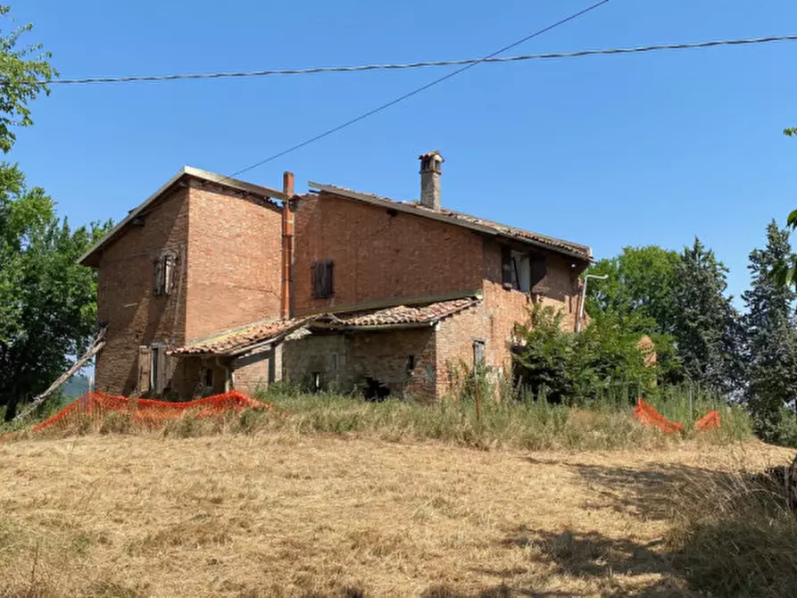 Immagine 1 di Rustico / casale in vendita  in Via moglio a Sasso Marconi