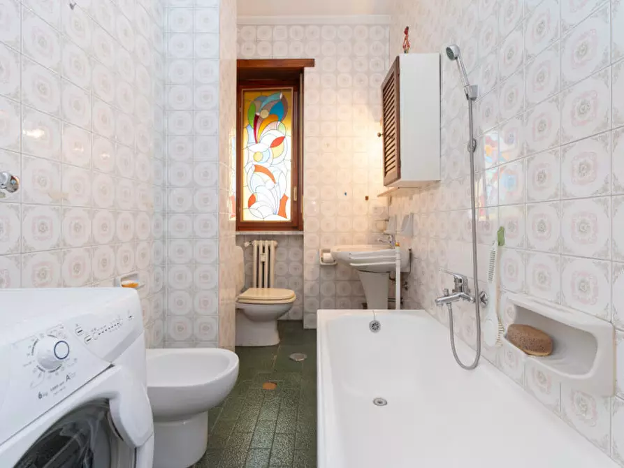 Immagine 23 di Appartamento in vendita  in via piscina 40 a Torino