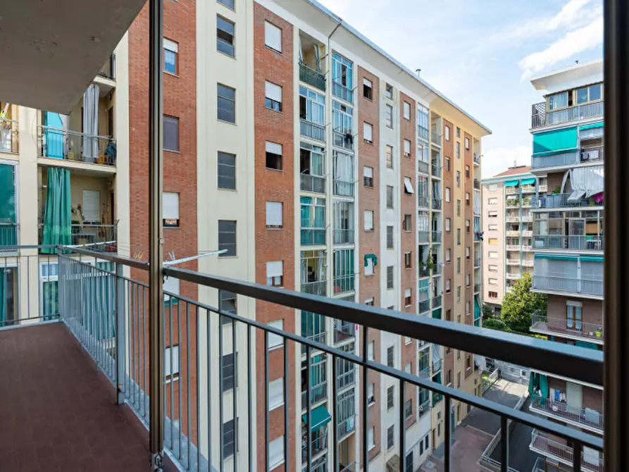 Immagine 27 di Appartamento in vendita  in via piscina 40 a Torino