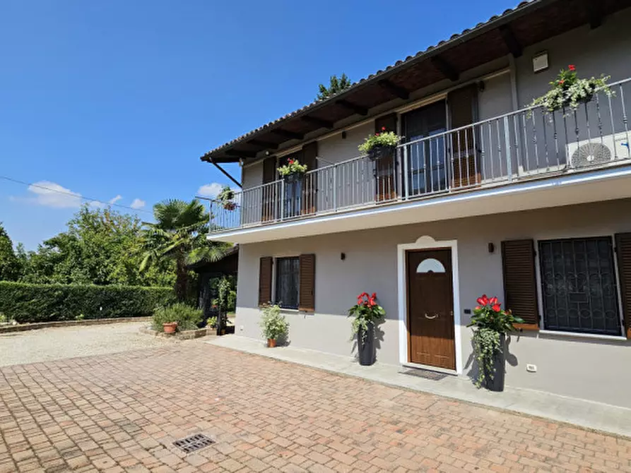 Immagine 2 di Casa indipendente in vendita  in Corso Giovanni Battista Volpini 296 a Isola D'asti