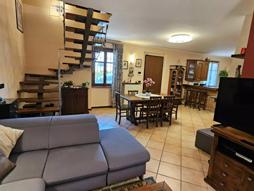 Immagine 18 di Casa indipendente in vendita  in Corso Giovanni Battista Volpini 296 a Isola D'asti