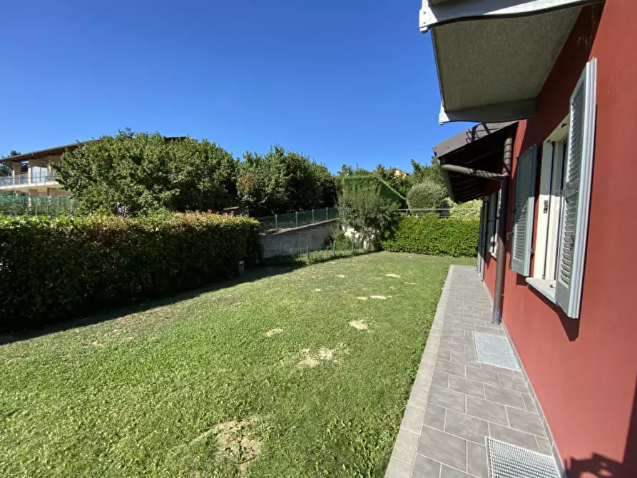 Immagine 4 di Villa in vendita  in Via San Bernardo 21 a Diano D'alba