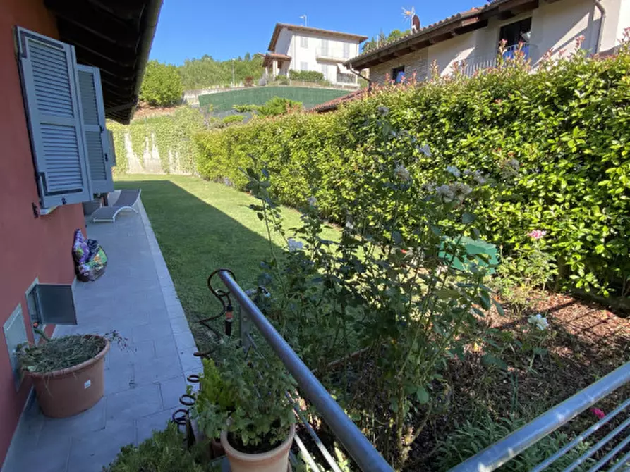 Immagine 8 di Villa in vendita  in Via San Bernardo 21 a Diano D'alba