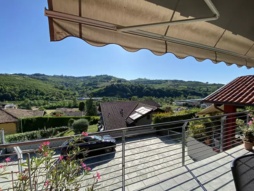 Immagine 9 di Villa in vendita  in Via San Bernardo 21 a Diano D'alba