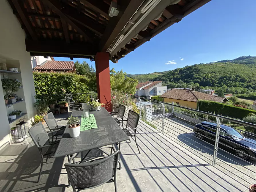 Immagine 10 di Villa in vendita  in Via San Bernardo 21 a Diano D'alba