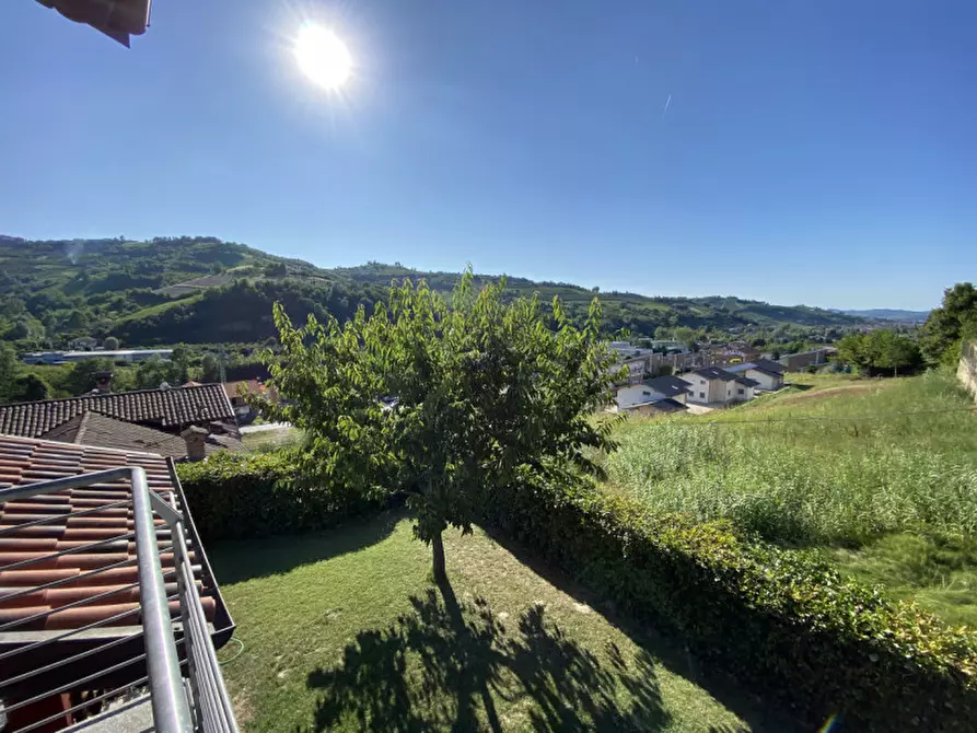 Immagine 13 di Villa in vendita  in Via San Bernardo 21 a Diano D'alba