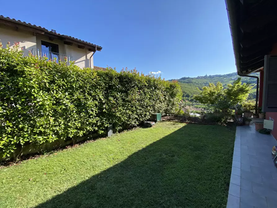 Immagine 14 di Villa in vendita  in Via San Bernardo 21 a Diano D'alba