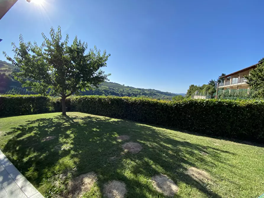 Immagine 15 di Villa in vendita  in Via San Bernardo 21 a Diano D'alba