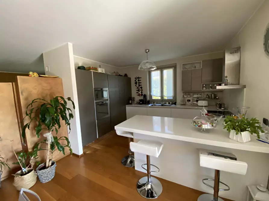 Immagine 24 di Villa in vendita  in Via San Bernardo 21 a Diano D'alba