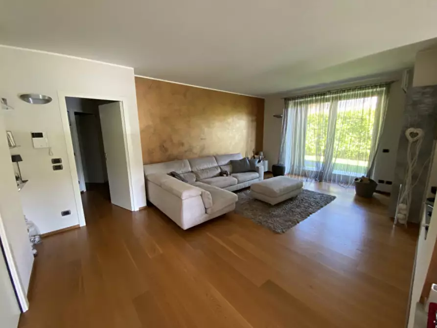 Immagine 25 di Villa in vendita  in Via San Bernardo 21 a Diano D'alba