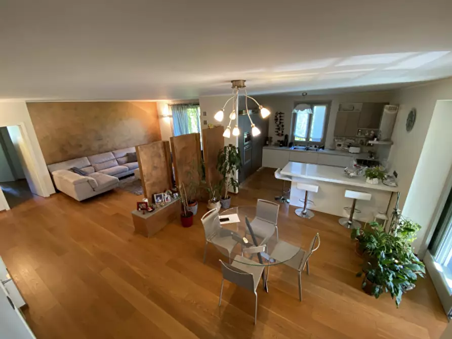 Immagine 28 di Villa in vendita  in Via San Bernardo 21 a Diano D'alba