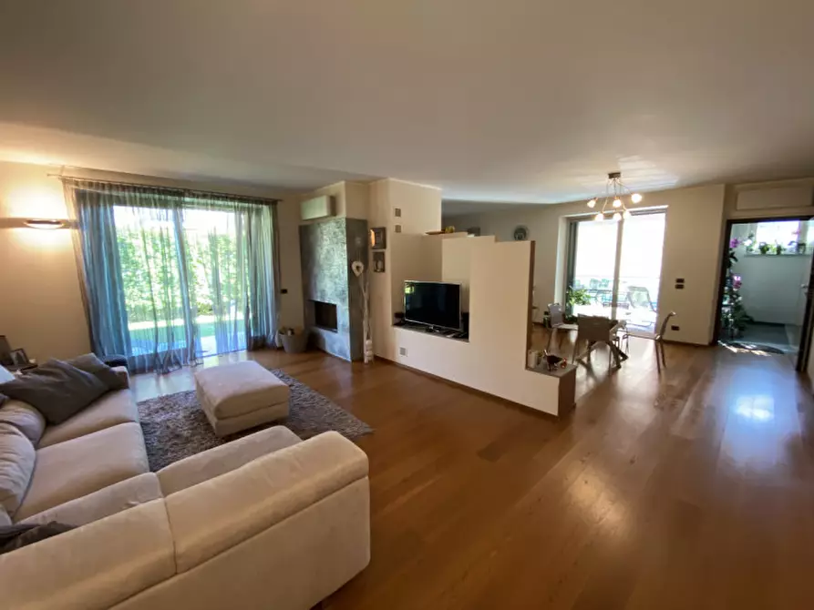 Immagine 29 di Villa in vendita  in Via San Bernardo 21 a Diano D'alba