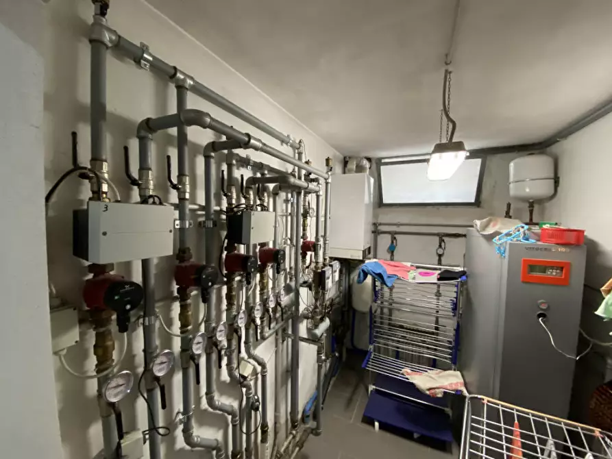 Immagine 48 di Villa in vendita  in Via San Bernardo 21 a Diano D'alba