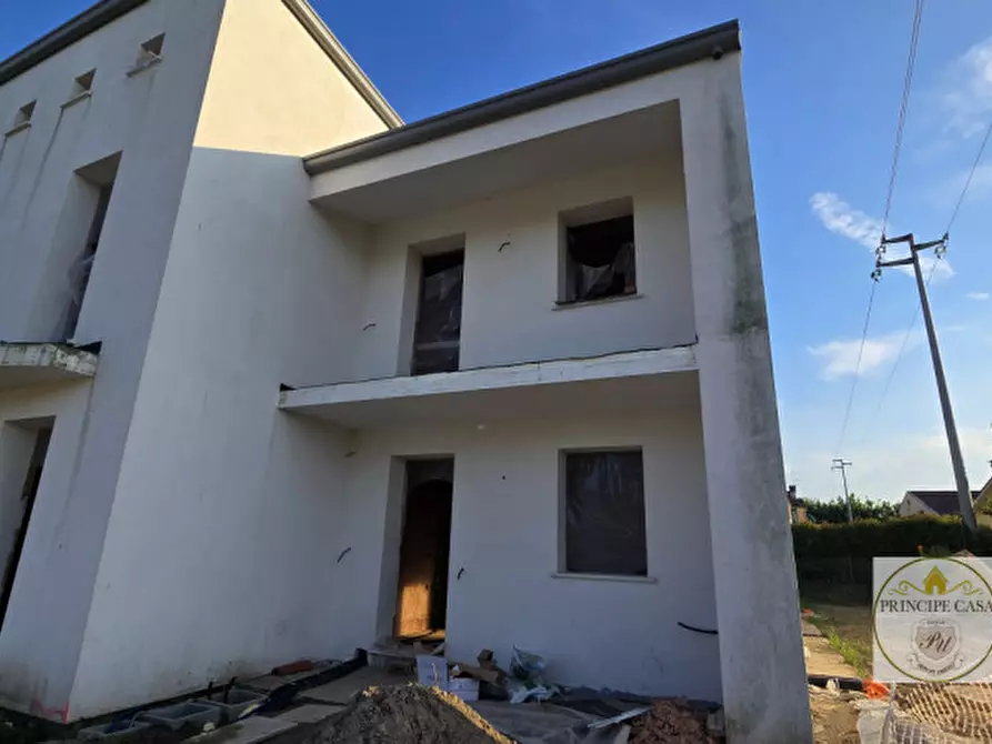 Immagine 3 di Villetta a schiera in vendita  in Via San Luigi Orione a Borgo Veneto