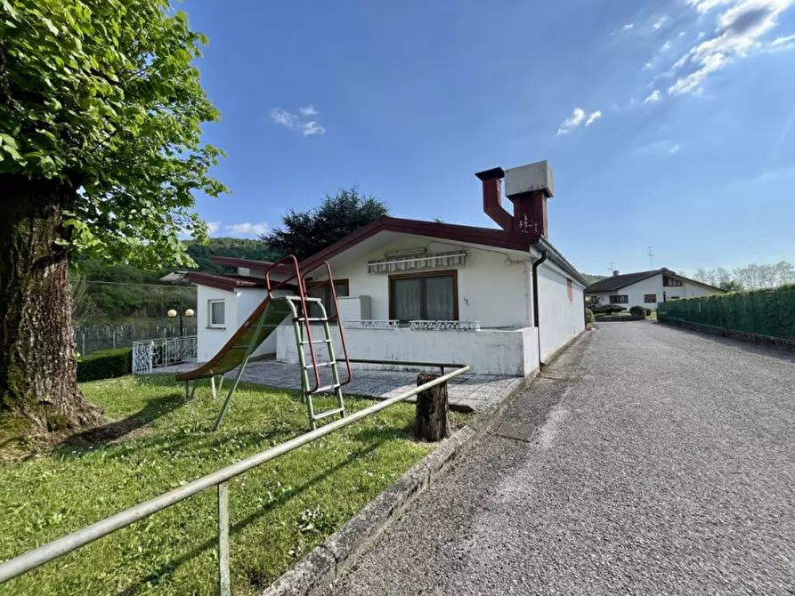 Immagine 1 di Attività commerciale in vendita  in via San Gervasio 44 a Nimis