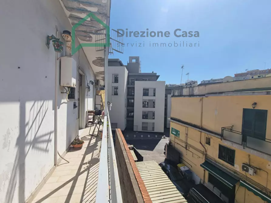 Immagine 1 di Appartamento in vendita  in Via Ponti rossi a Napoli
