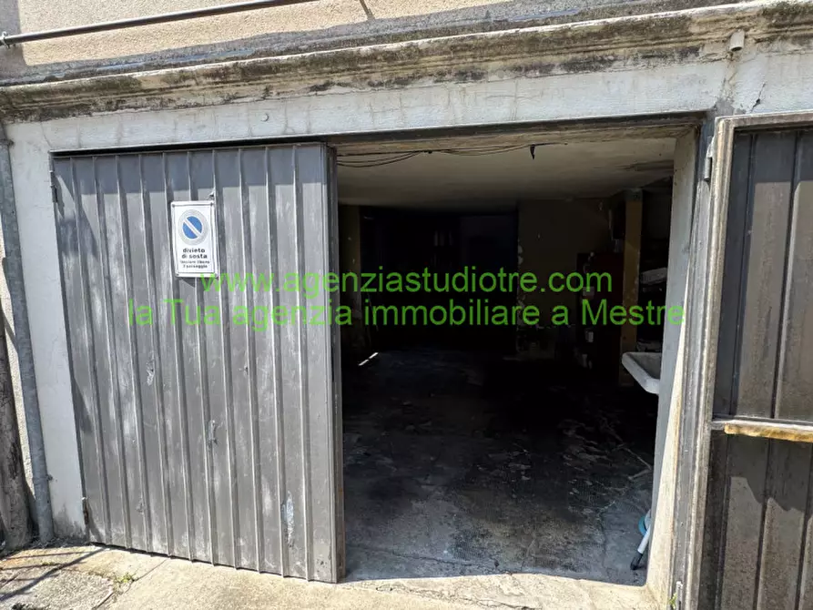 Immagine 20 di Casa bifamiliare in vendita  in Via Torre Belfredo 148 a Venezia