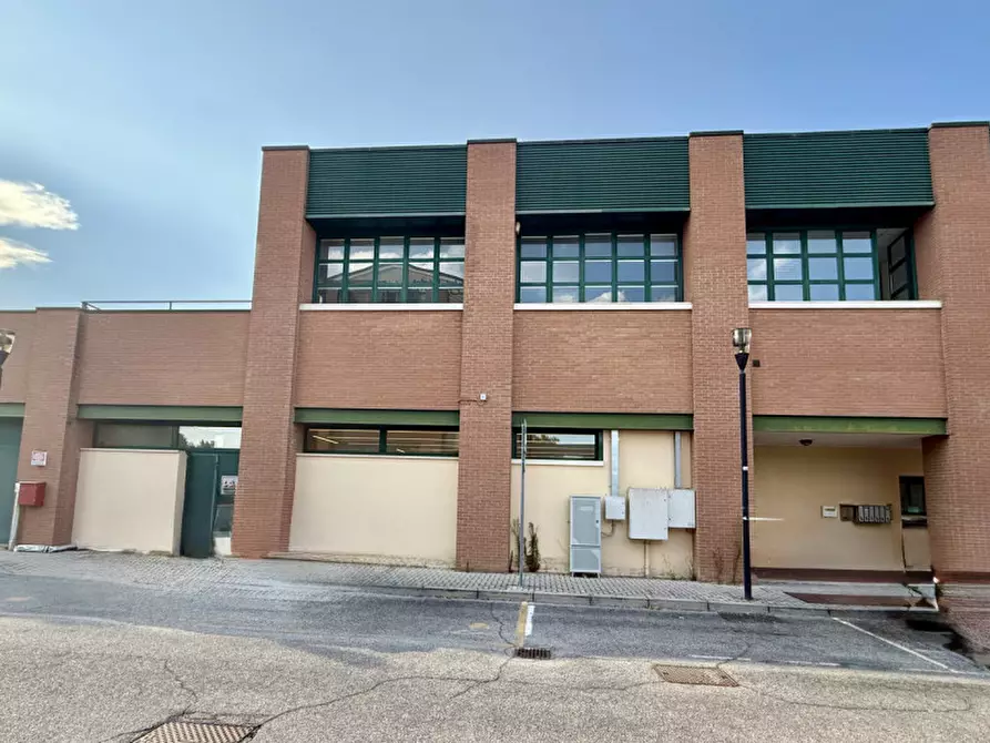 Immagine 10 di Negozio in vendita  in Via Antonio Corradini a Este