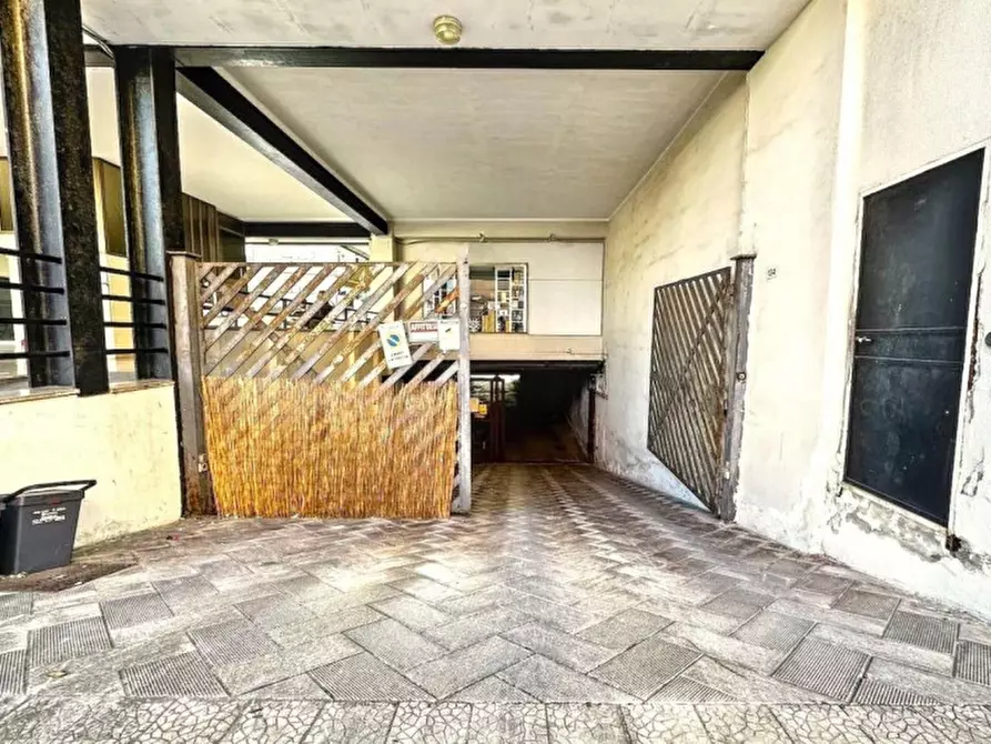 Immagine 6 di Magazzino in vendita  in Via Mariano Cosimo, 73043 Copertino LE, Italia a Copertino