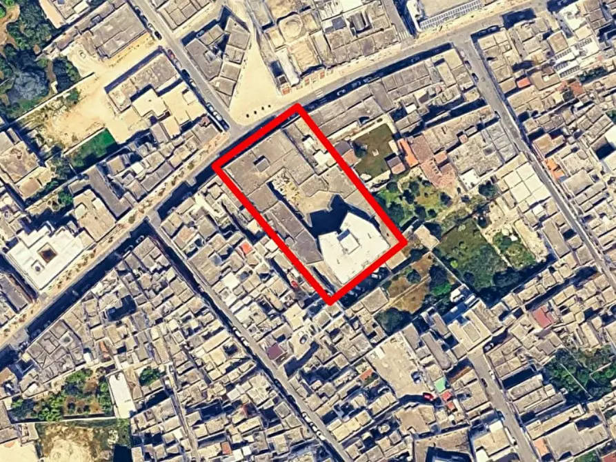 Immagine 11 di Magazzino in vendita  in Via Mariano Cosimo, 73043 Copertino LE, Italia a Copertino