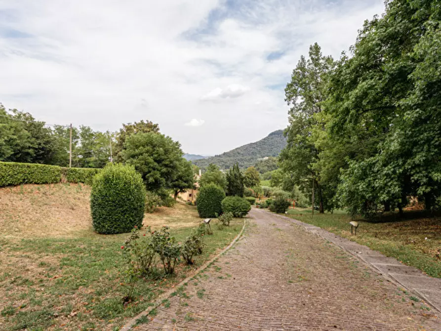 Immagine 24 di Villa in vendita  in via Cicogna Pirio a Teolo