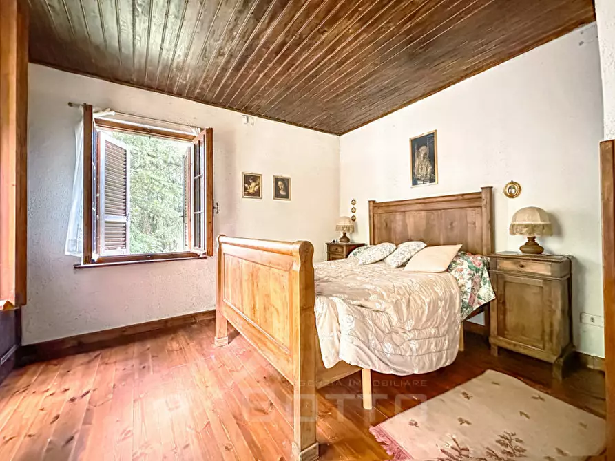 Immagine 11 di Casa indipendente in vendita  in Via 24 MAGGIO 15 a Varallo