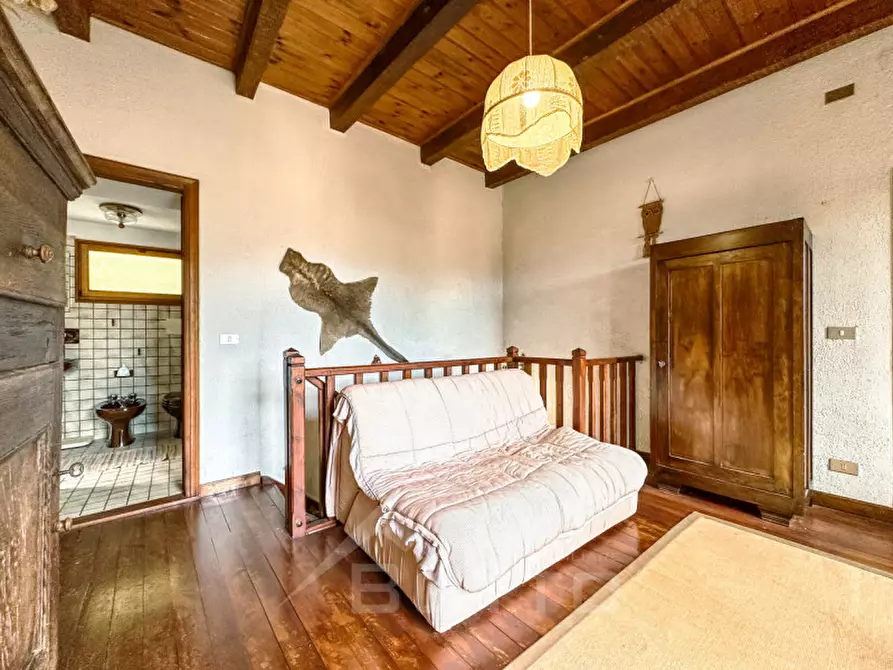 Immagine 13 di Casa indipendente in vendita  in Via 24 MAGGIO 15 a Varallo