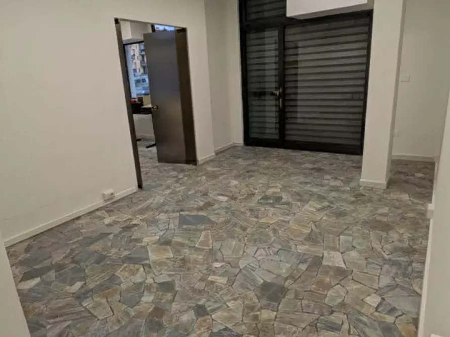 Immagine 1 di Ufficio in affitto  in VIA CARISSIMI a Firenze