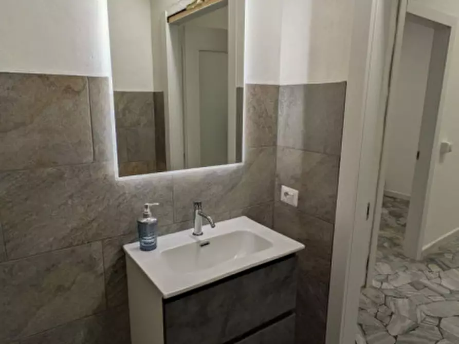 Immagine 3 di Ufficio in affitto  in VIA CARISSIMI a Firenze