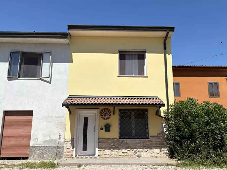 Immagine 7 di Villetta a schiera in vendita  in via arcole a Arcole