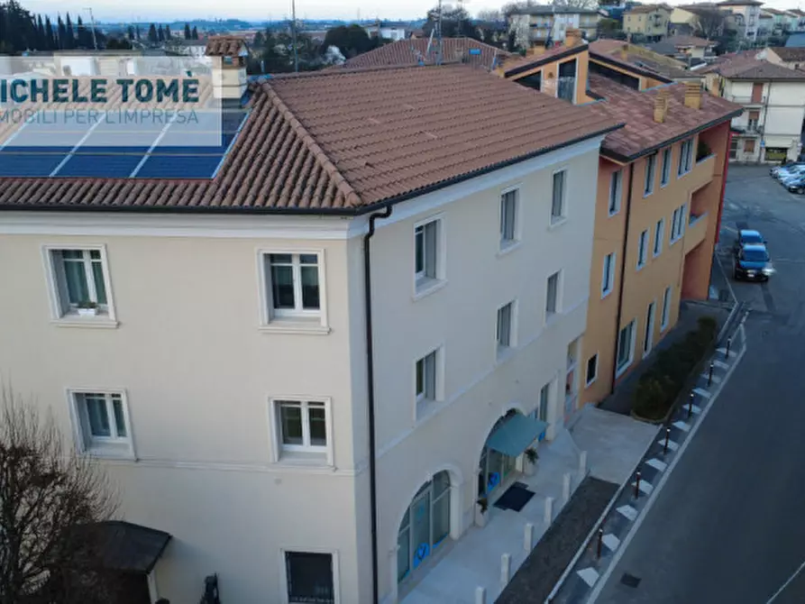 Immagine 23 di Ufficio in affitto  in via roma a Castelnuovo Del Garda