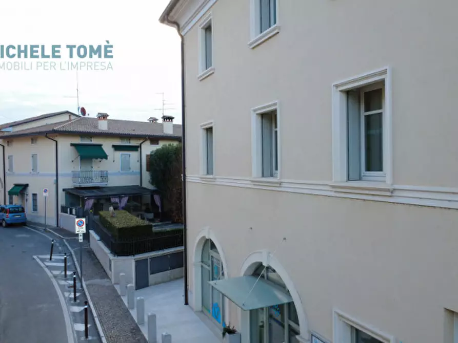 Immagine 24 di Ufficio in affitto  in via roma a Castelnuovo Del Garda
