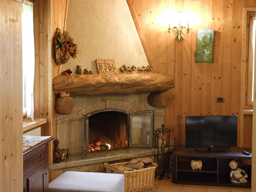 Immagine 4 di Casa indipendente in vendita  a Fiave'