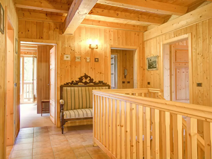 Immagine 28 di Casa indipendente in vendita  a Fiave'