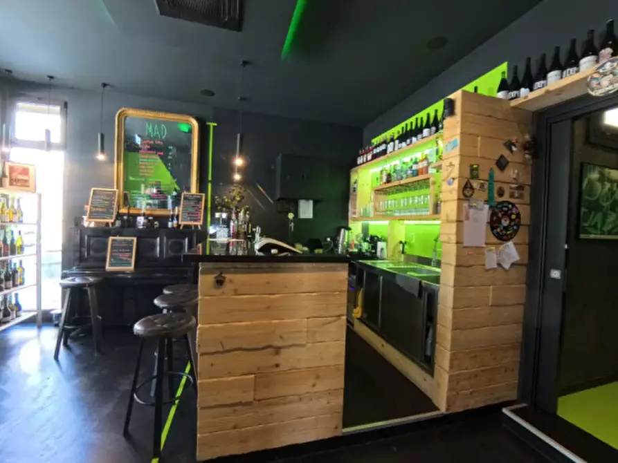 Immagine 6 di Attività commerciale in vendita  in via molare, 7 a Teolo