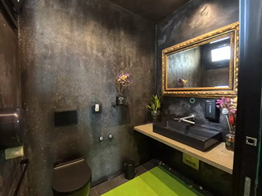 Immagine 10 di Attività commerciale in vendita  in via molare, 7 a Teolo