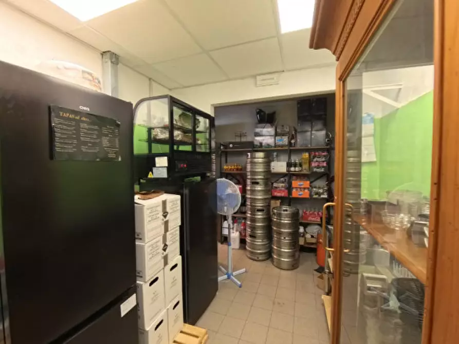 Immagine 20 di Attività commerciale in vendita  in via molare, 7 a Teolo