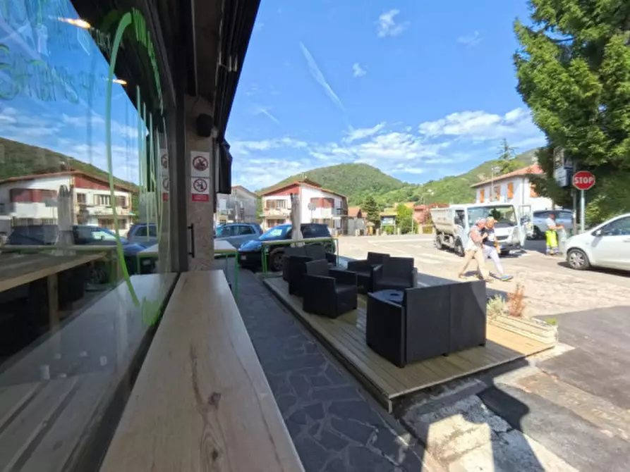 Immagine 24 di Attività commerciale in vendita  in via molare, 7 a Teolo