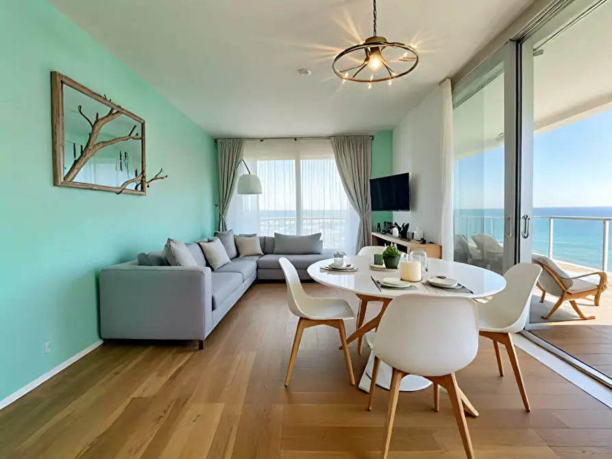 Immagine 17 di Attico in vendita  in Via Andrea Bafile a Jesolo