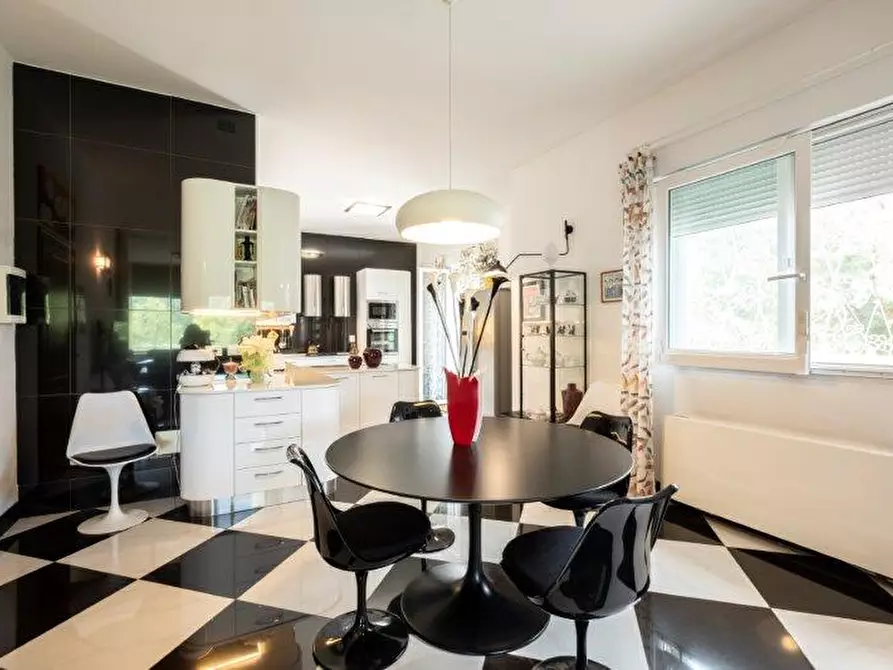 Immagine 5 di Casa bifamiliare in vendita  in via del parco a Pianoro