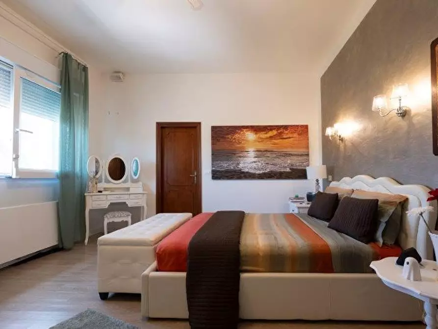 Immagine 7 di Casa bifamiliare in vendita  in via del parco a Pianoro