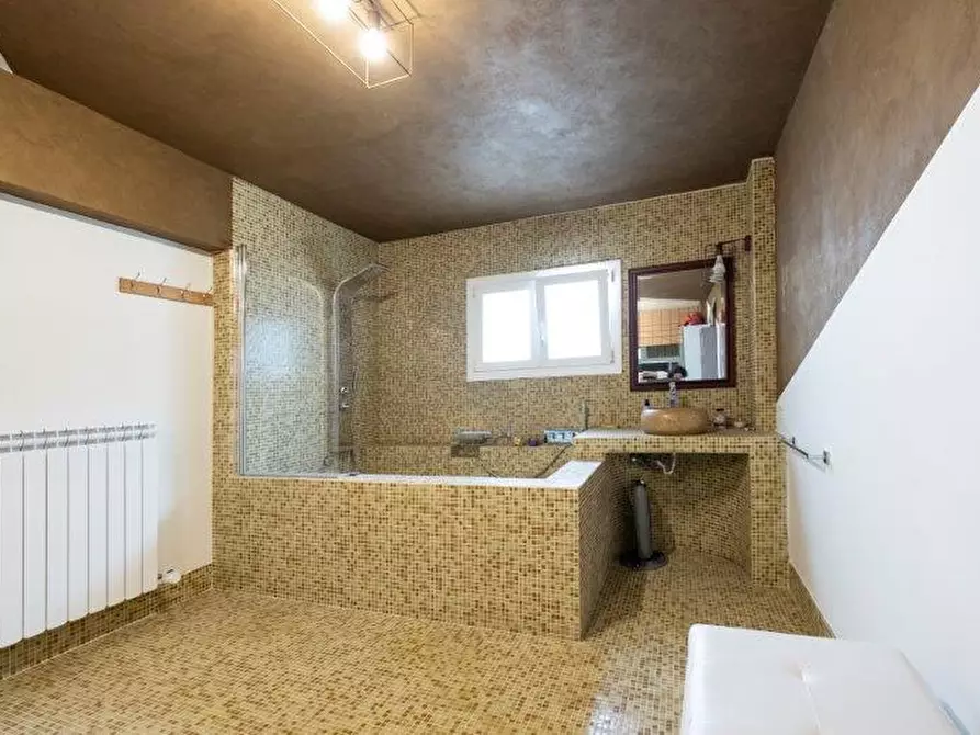 Immagine 31 di Casa bifamiliare in vendita  in via del parco a Pianoro