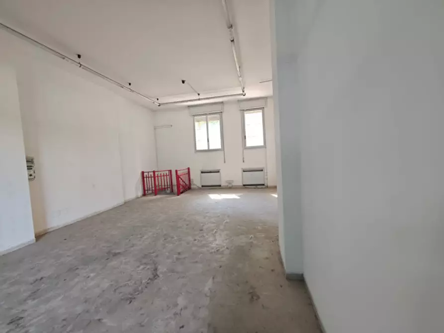 Immagine 6 di Negozio in vendita  in Piazza di Porta San Felice a Bologna