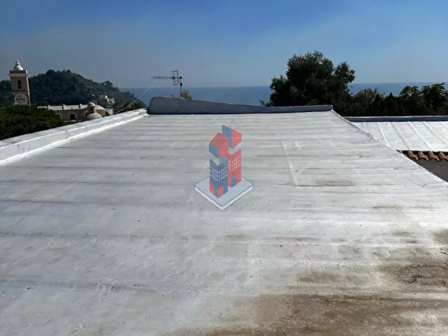 Immagine 8 di Appartamento in vendita  in ISCHIA - BARANO CENTRO a Ischia