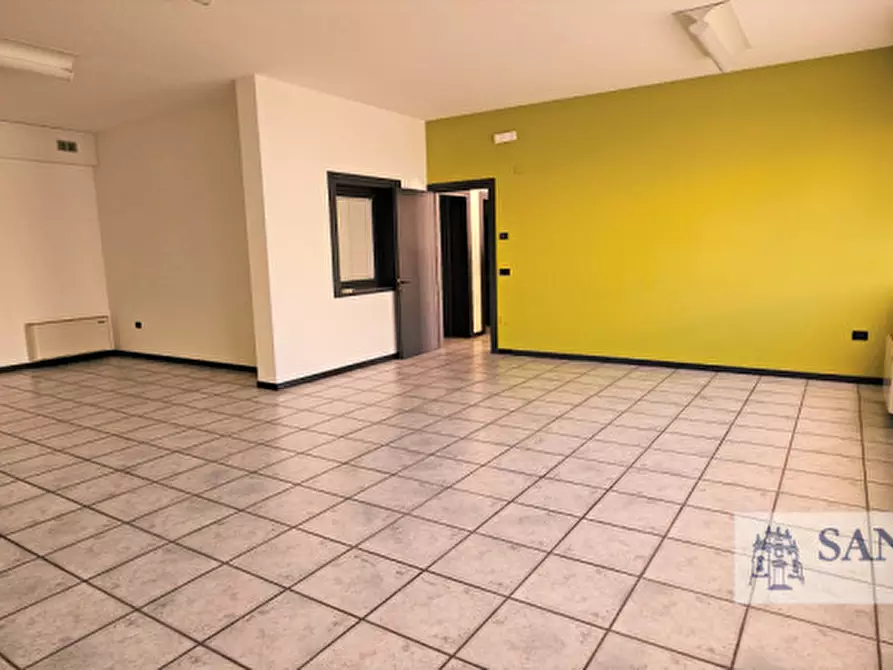 Immagine 12 di Ufficio in affitto  in Via del lavoro a Barbarano Mossano