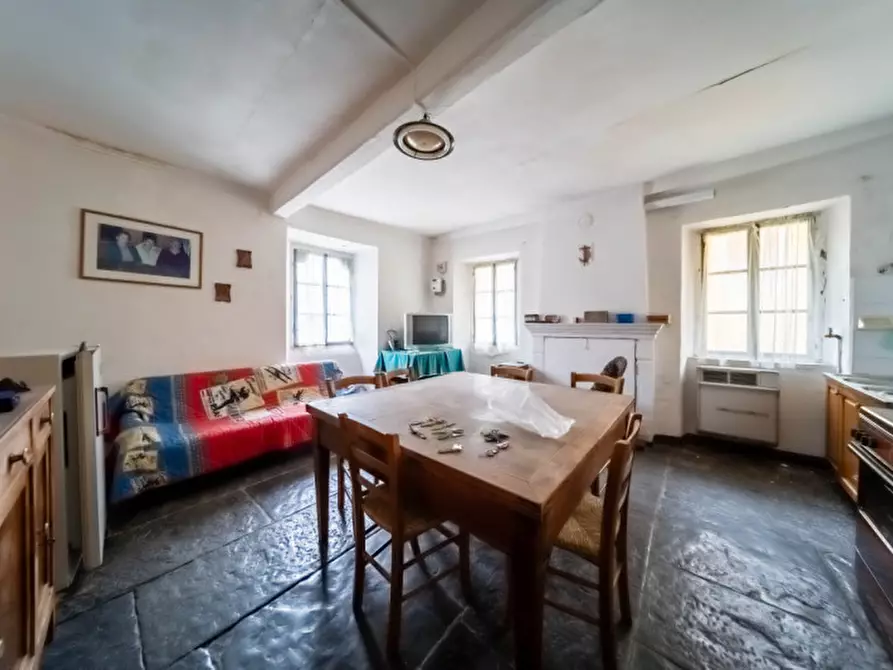 Immagine 4 di Appartamento in vendita  in Via 24 Maggio, 7 a Corniglio