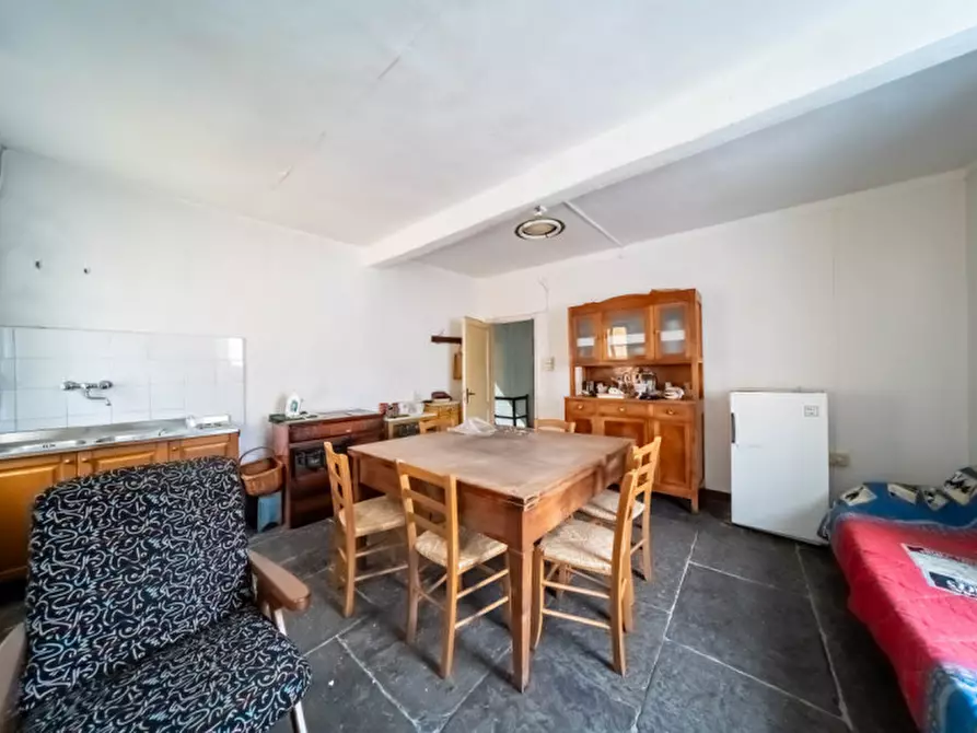 Immagine 6 di Appartamento in vendita  in Via 24 Maggio, 7 a Corniglio