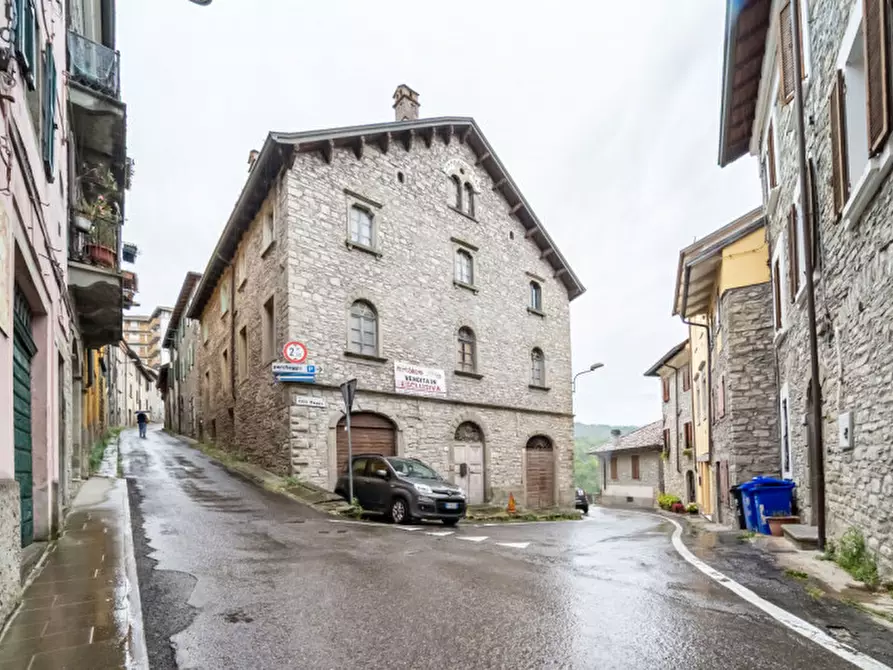 Immagine 13 di Appartamento in vendita  in Via 24 Maggio, 7 a Corniglio