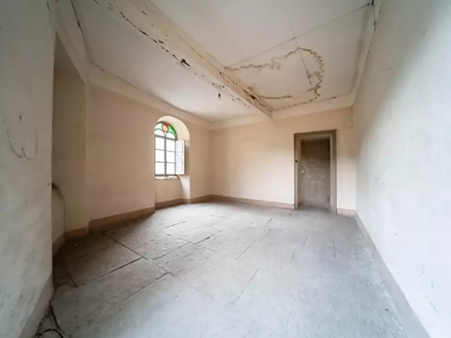 Immagine 3 di Appartamento in vendita  in Via 24 maggio 7/9 a Corniglio